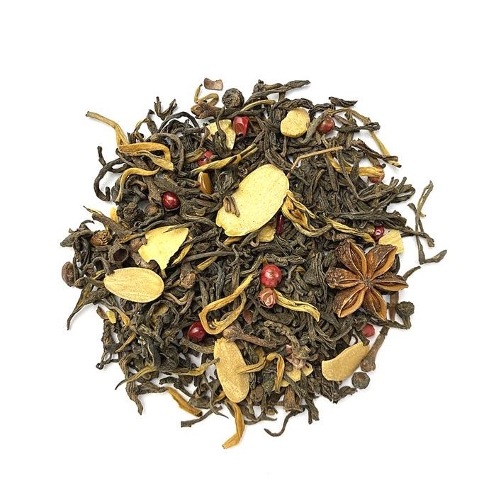 Sypaný černý čaj s mandlemi, badyánem a růžovým pepřem – Puerh Gingerbread