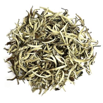Bílý jasmínový sypaný čaj Silver Needle